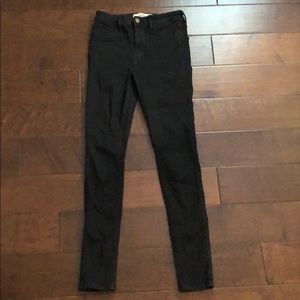 HOLLISTER SUPER SKINNY HIGH RISE